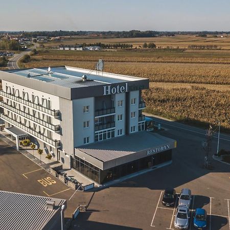 Hotel River Bijeljina Exterior photo