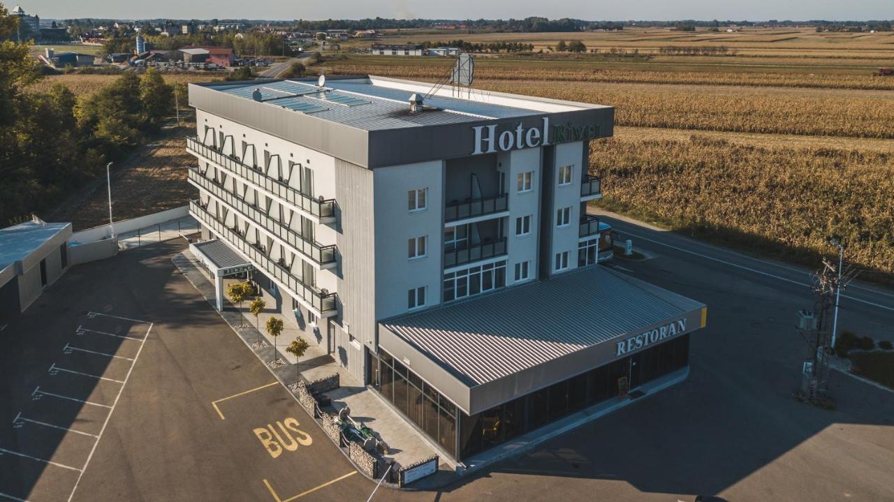 Hotel River Bijeljina Exterior photo