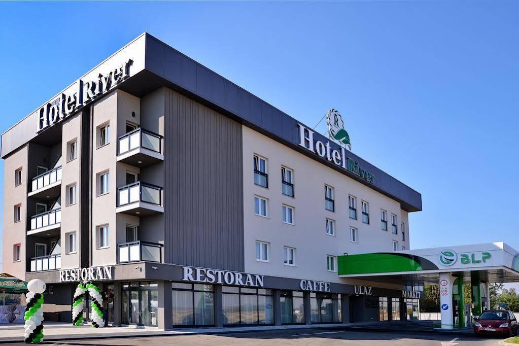 Hotel River Bijeljina Exterior photo